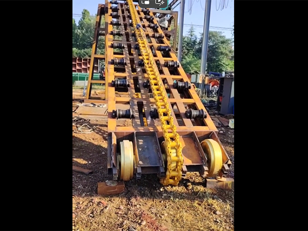 挖機(jī)鏈條提升機(jī)